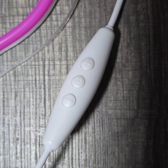 Bonnie the Rabbit Neon Sign from the Five Nights at Freddy's USB 16.1"" x 9.4" - Picture 2 of 4